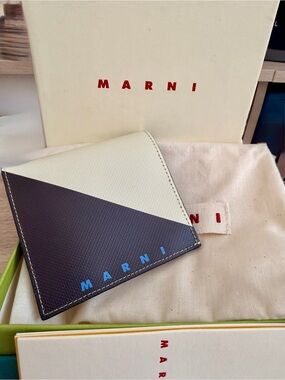 Marni Two-Tone Diagonal Leather Wallet in Cream and Dark Brown with Blue Logo